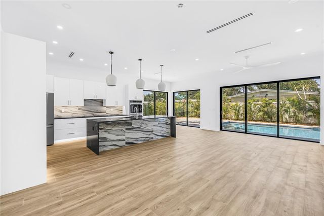 2345 TEMPLE STREET, Sarasota, FL 34239