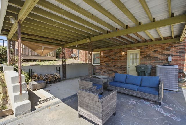 4298 Allison Ln, Springfield, TN 37172