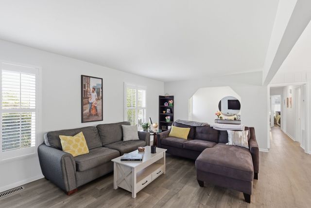 4298 Allison Ln, Springfield, TN 37172