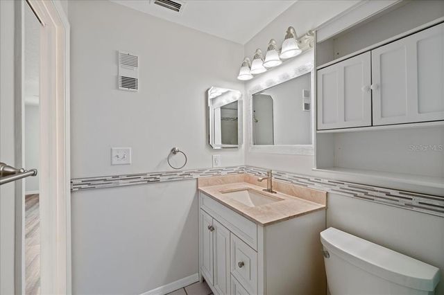 1749 S HIGHLAND AVENUE C9, Clearwater, FL 33756