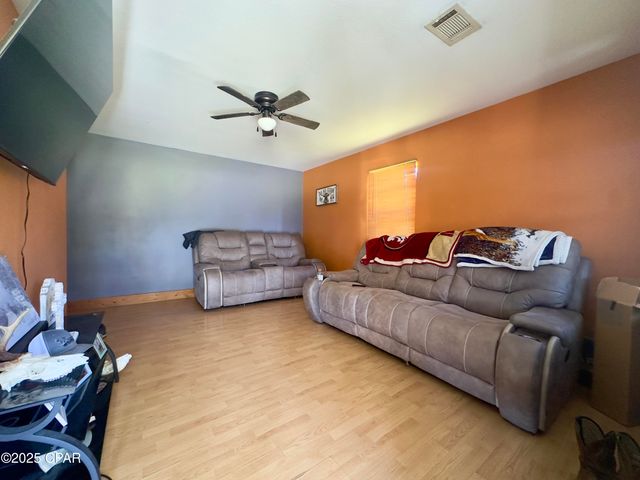 7502 Highway 90, Sneads, FL 32460