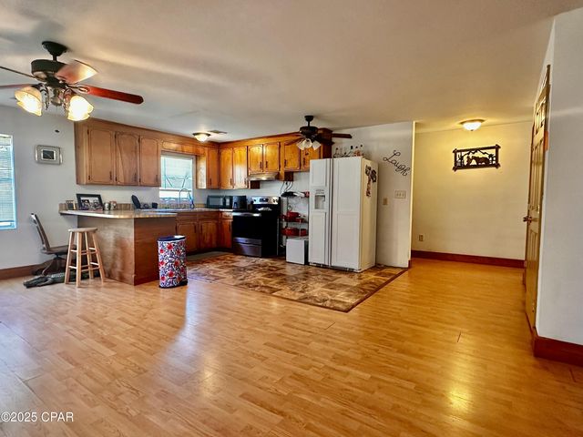 7502 Highway 90, Sneads, FL 32460