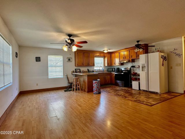 7502 Highway 90, Sneads, FL 32460