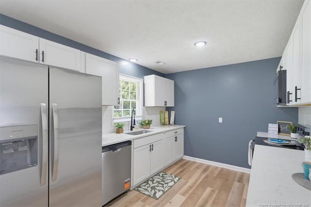 6612 Amanda Circle, Fayetteville, NC 28304
