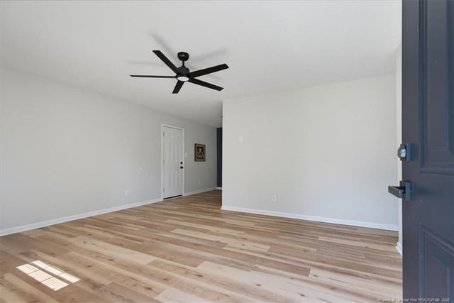 6612 Amanda Circle, Fayetteville, NC 28304