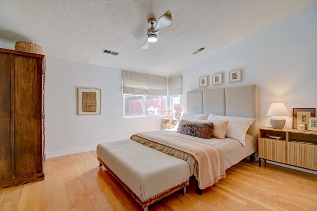 11118 Jewel Cave Road SE, Albuquerque, NM 87123