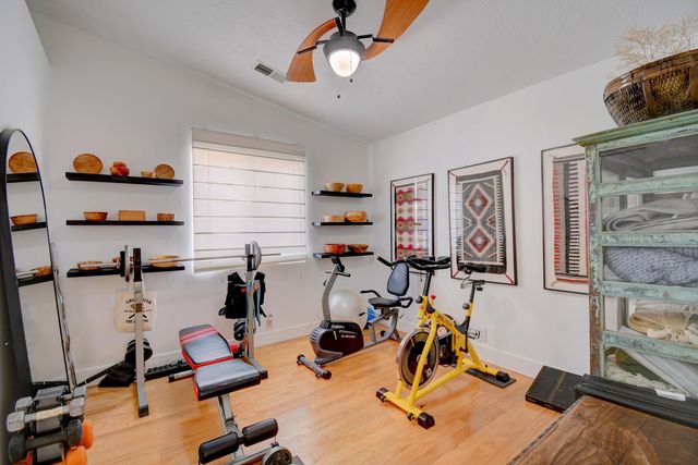 11118 Jewel Cave Road SE, Albuquerque, NM 87123