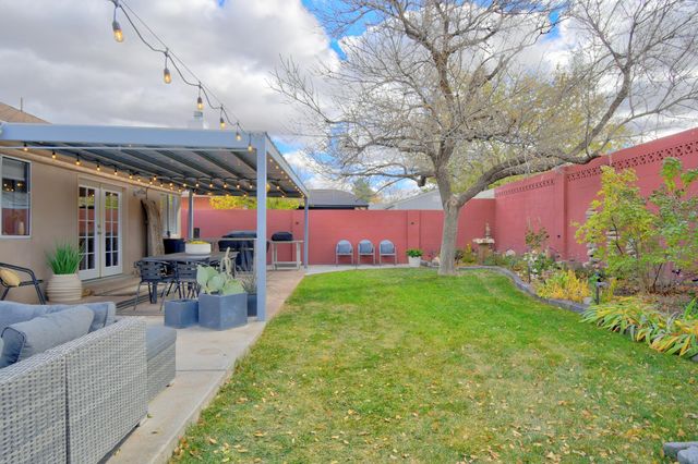 11118 Jewel Cave Road SE, Albuquerque, NM 87123