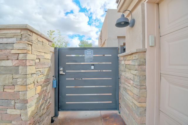 11118 Jewel Cave Road SE, Albuquerque, NM 87123