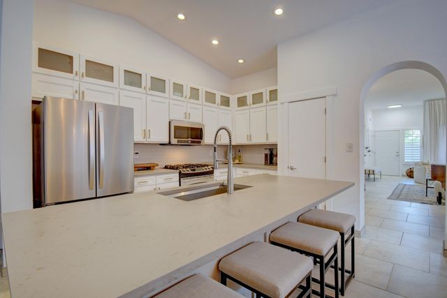 11118 Jewel Cave Road SE, Albuquerque, NM 87123