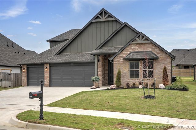 1409 N 70th Street, Broken Arrow, OK 74014