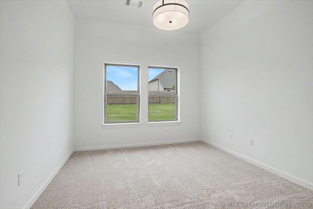 1409 N 70th Street, Broken Arrow, OK 74014
