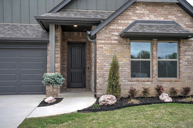 1409 N 70th Street, Broken Arrow, OK 74014