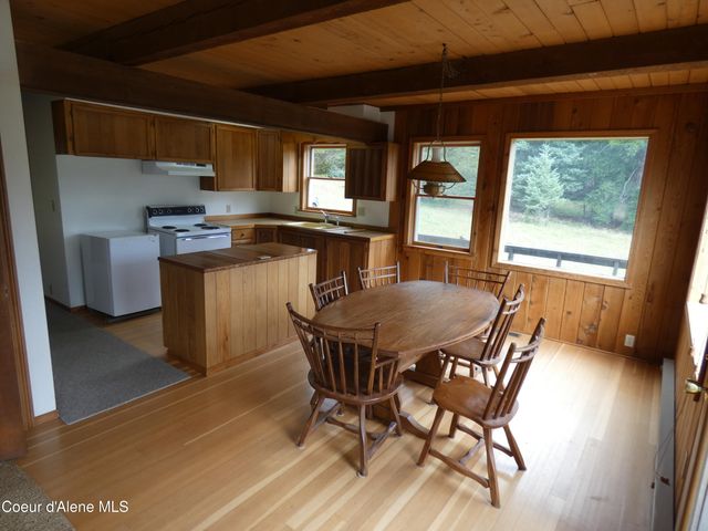 366 Yukon Road, Bonners Ferry, ID 83805