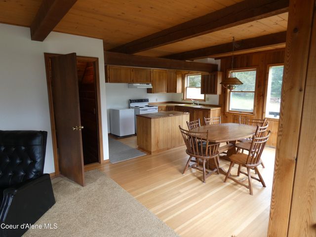 366 Yukon Road, Bonners Ferry, ID 83805