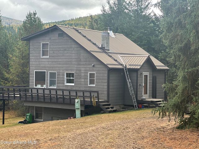 366 Yukon Road, Bonners Ferry, ID 83805