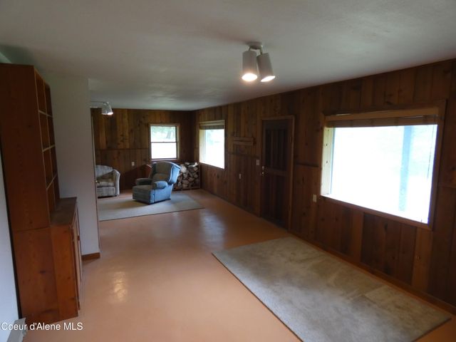 366 Yukon Road, Bonners Ferry, ID 83805