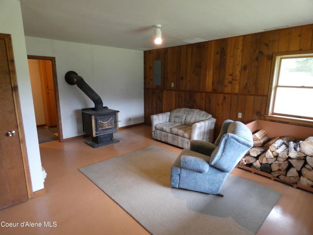 366 Yukon Road, Bonners Ferry, ID 83805