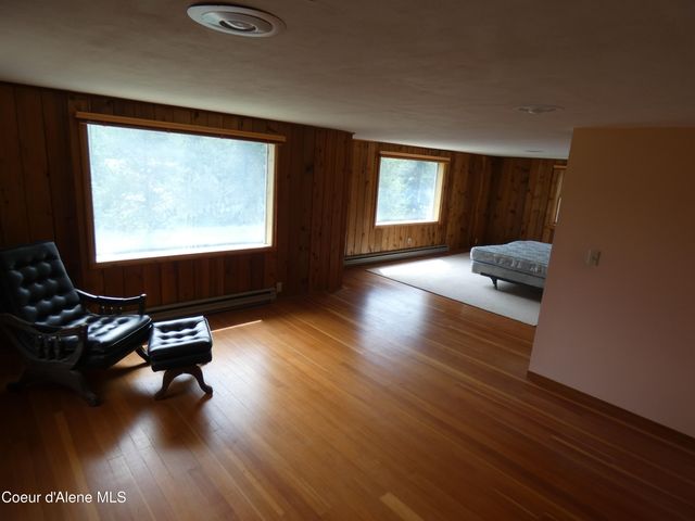 366 Yukon Road, Bonners Ferry, ID 83805