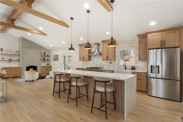 725 Starlight Lane, Atlanta, GA 30342