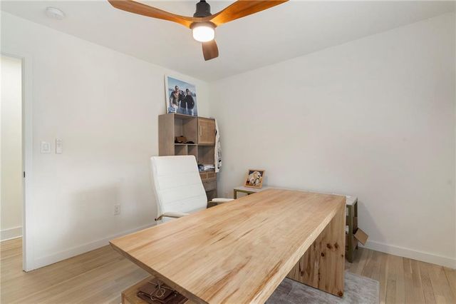 725 Starlight Lane, Atlanta, GA 30342