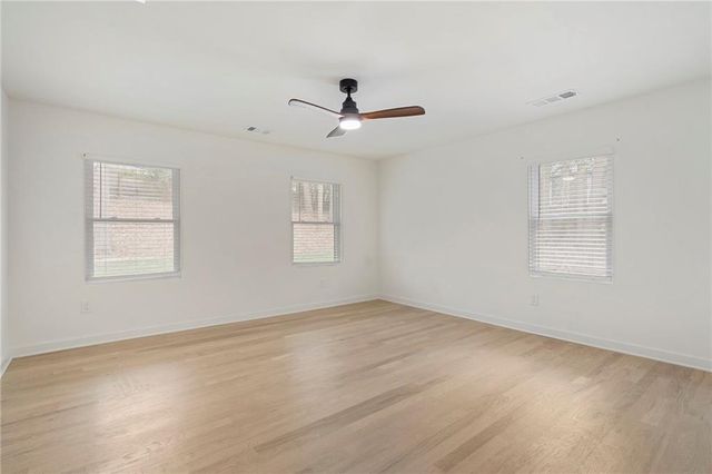 725 Starlight Lane, Atlanta, GA 30342