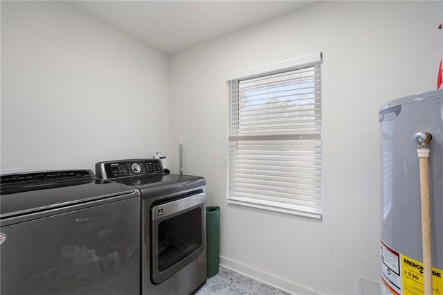 725 Starlight Lane, Atlanta, GA 30342