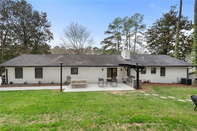 725 Starlight Lane, Atlanta, GA 30342