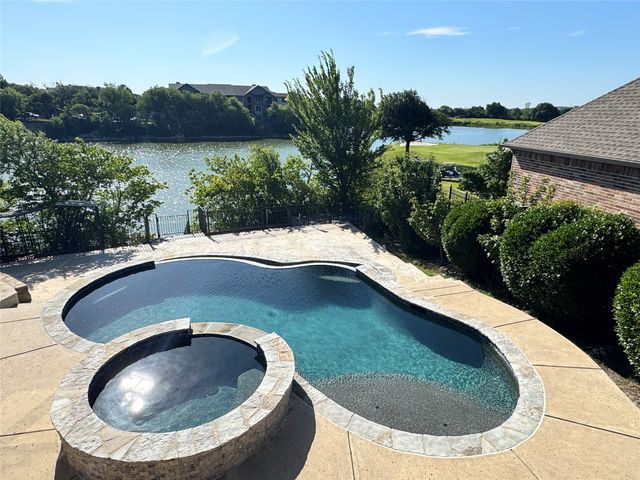 6308 Estates Lane, Fort Worth, TX 76137