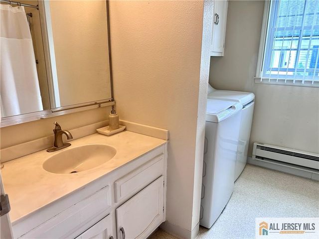 496 Revere Way 496A, Monroe, NJ 08831