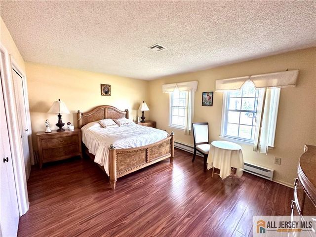 496 Revere Way 496A, Monroe, NJ 08831