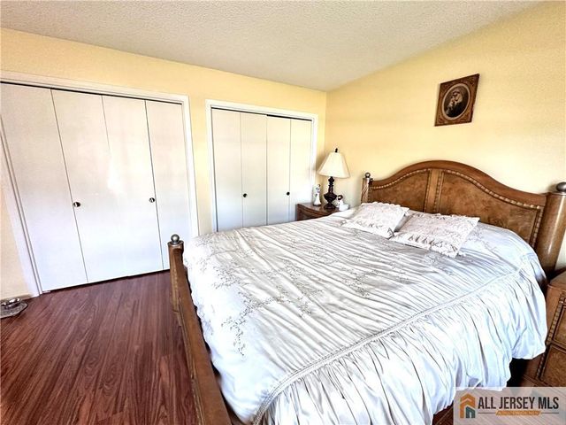 496 Revere Way 496A, Monroe, NJ 08831