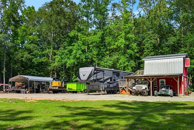 291 Wright Road, Pine Mountain, GA 31822