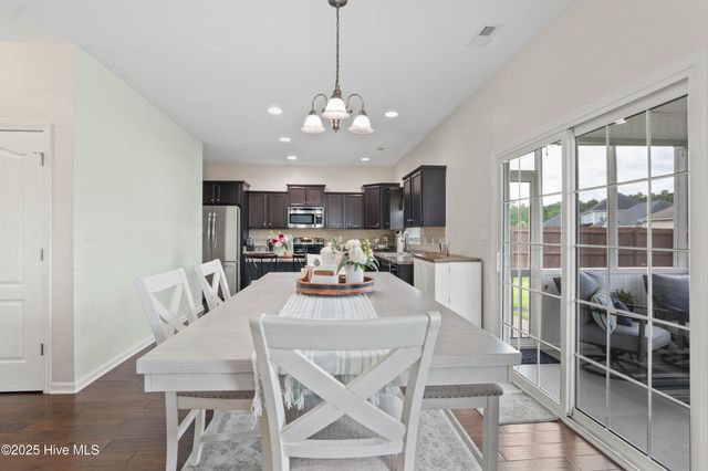 138 Cavalier Drive, Jacksonville, NC 28546