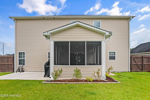 138 Cavalier Drive, Jacksonville, NC 28546
