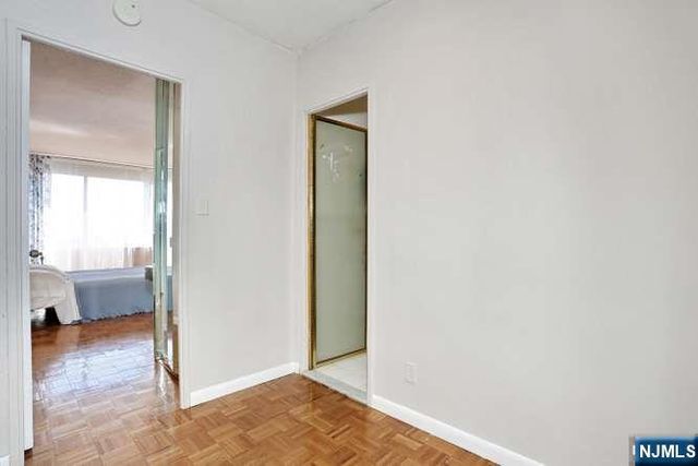 6 Horizon 2405, Fort Lee, NJ 07024