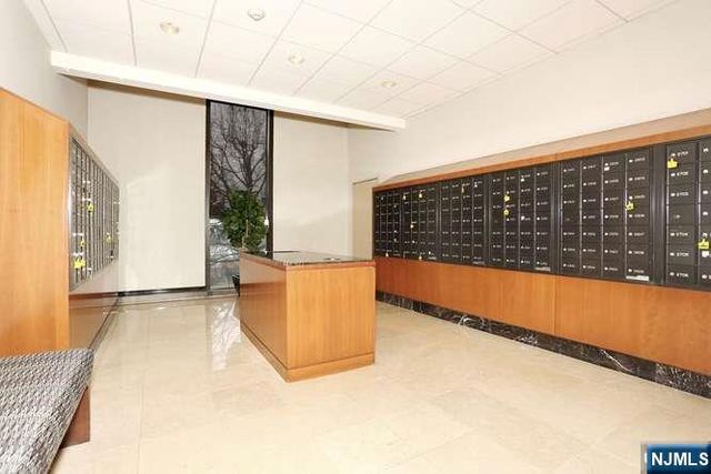 6 Horizon 2405, Fort Lee, NJ 07024