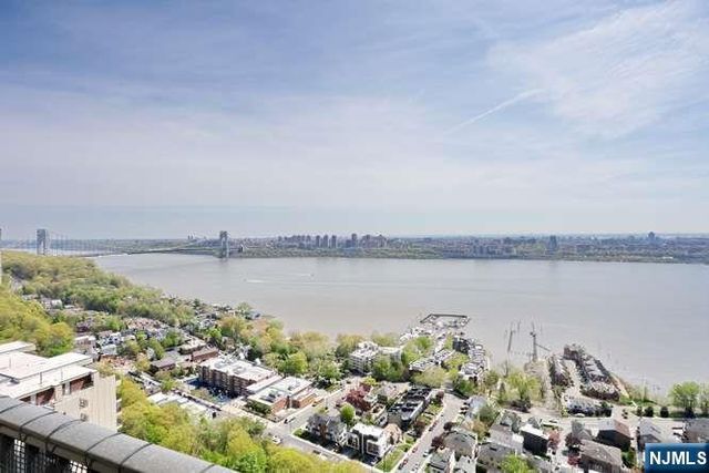 6 Horizon 2405, Fort Lee, NJ 07024