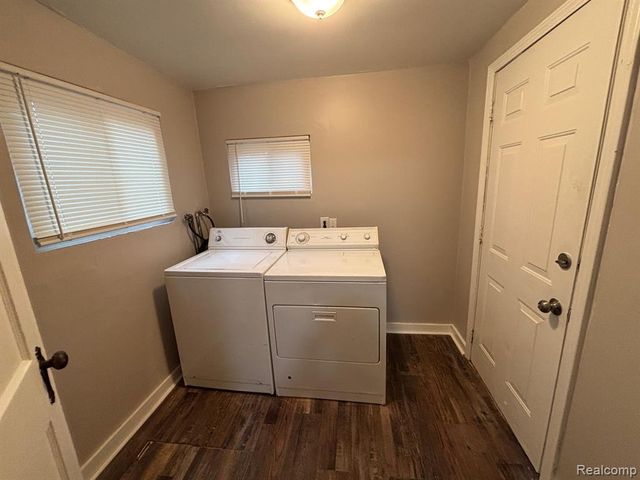 8095 Continental Avenue, Warren, MI 48089