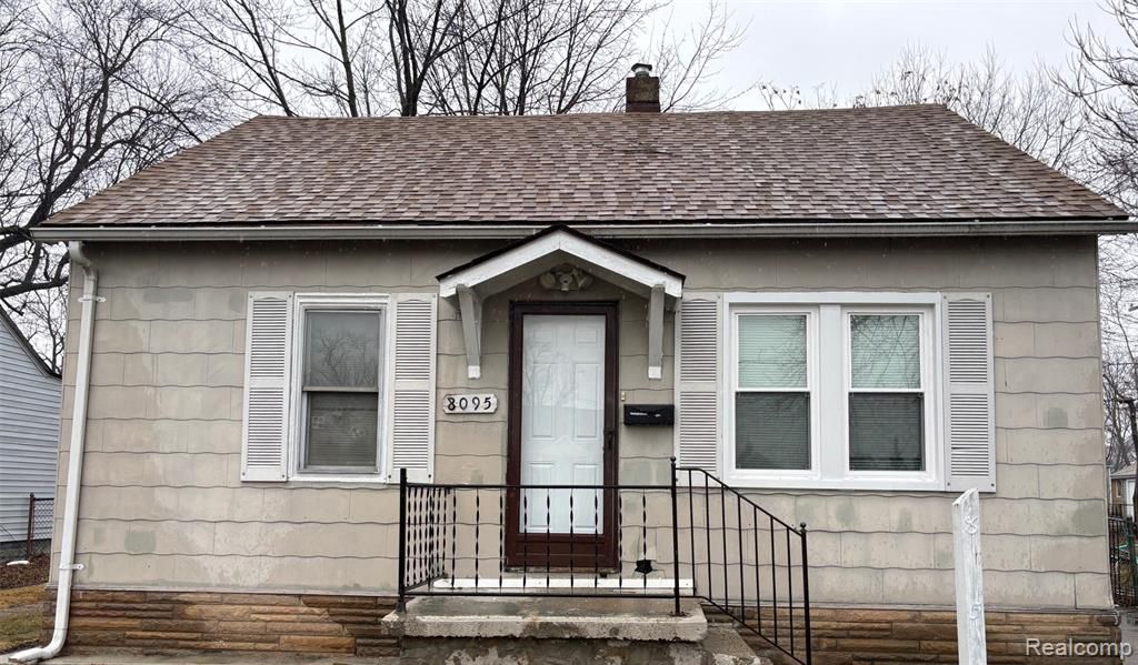 8095 Continental Avenue, Warren, MI 48089