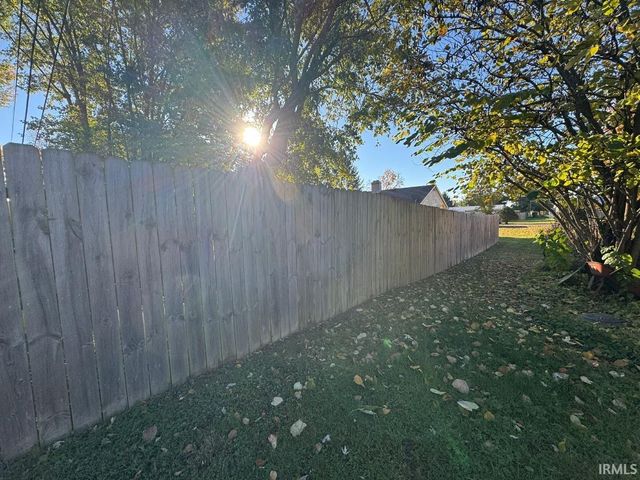 4082 W Broadway Avenue, Bloomington, IN 47404