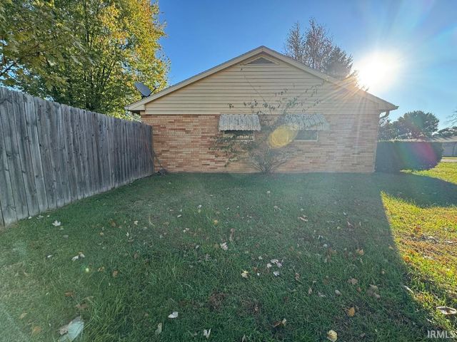 4082 W Broadway Avenue, Bloomington, IN 47404