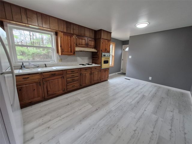 14353 GIBSON Road, Conneaut Lake, PA 16316