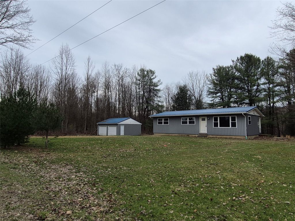 14353 GIBSON Road, Conneaut Lake, PA 16316