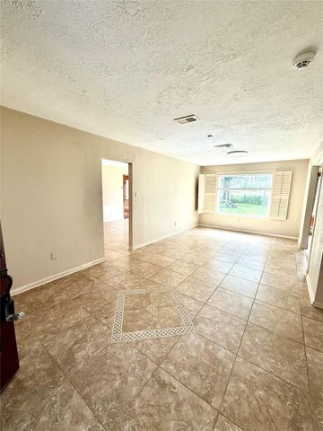 10215 Hidden Lake Lane, Richmond, TX 77406