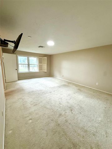10215 Hidden Lake Lane, Richmond, TX 77406