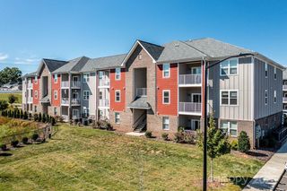 2778 2nd Street NE B2, Hickory, NC 28601