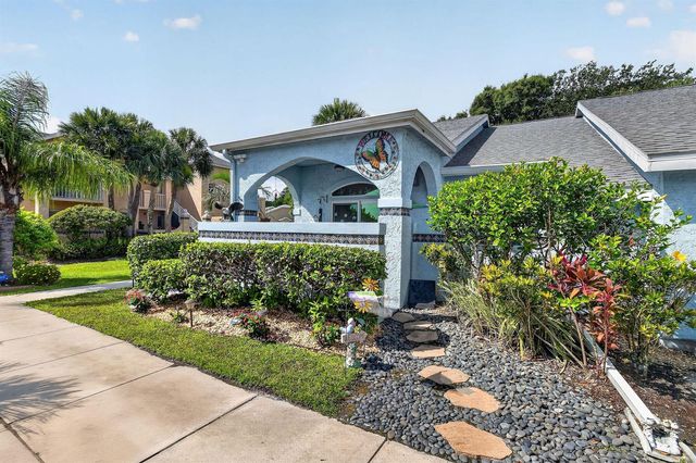 1646 SE Green Acres Circle F101, Port St. Lucie, FL 34952
