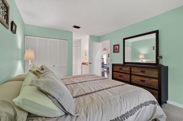 1646 SE Green Acres Circle F101, Port St. Lucie, FL 34952