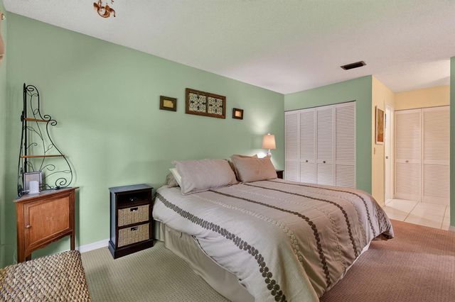 1646 SE Green Acres Circle F101, Port St. Lucie, FL 34952
